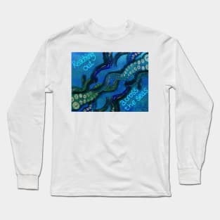 Reaching out across the seas (with text) Long Sleeve T-Shirt